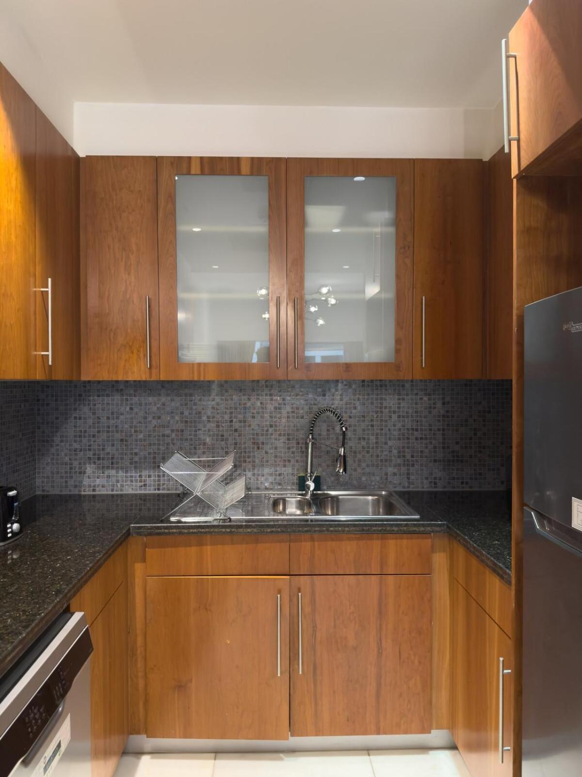 Nasma - Sleek In Heart Of Financial Hub